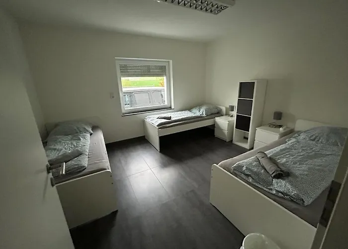 Lejlighed 3 Mehrbettzimmer, Kueche, Bad Fuer Arbeiter Und Monteure In